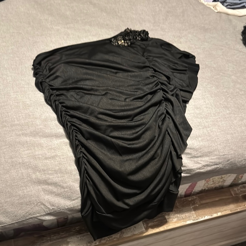 Elegant Black Ruched Women's Top